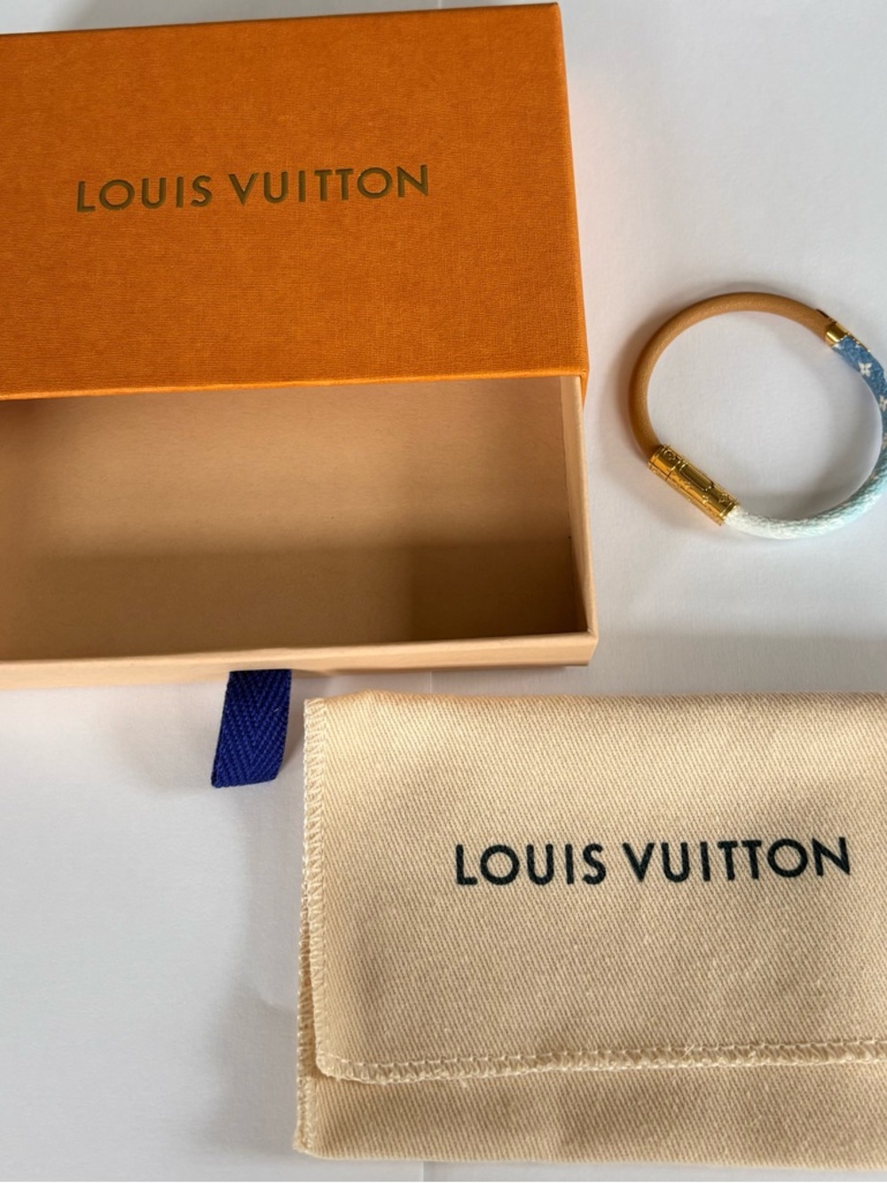Louis Vuitton Monogram Daily Confidential Bracelet Blue & Tan with Gold Hardware - Picture 3 of 12